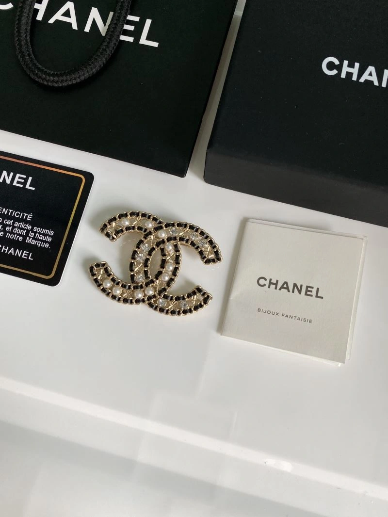 Chanel Brooches TechFriendly 232359