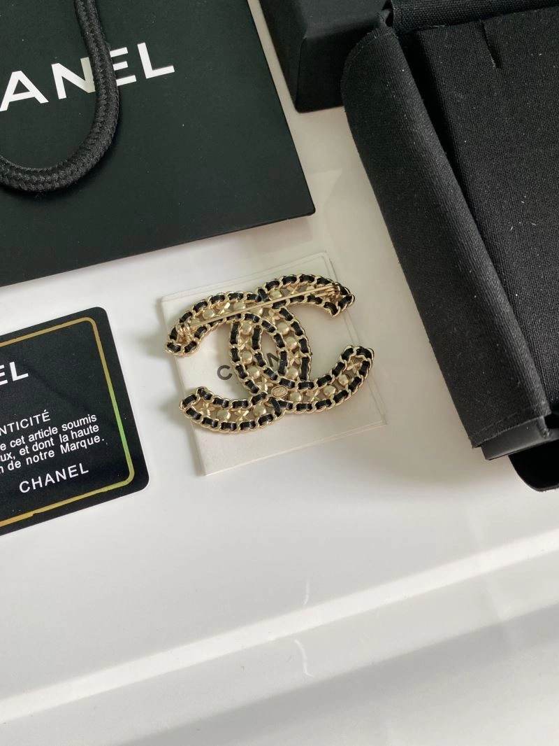 Chanel Brooches TechFriendly 232359