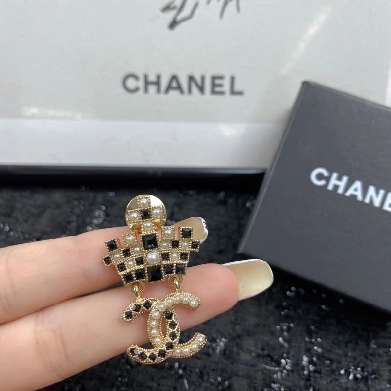 Chanel Brooches QuickDry 232356