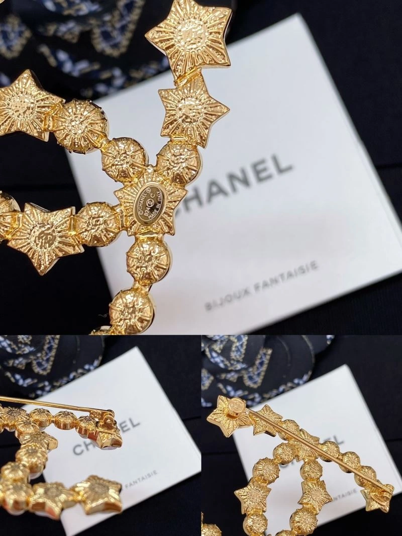 Affordable Chanel Brooches 232375