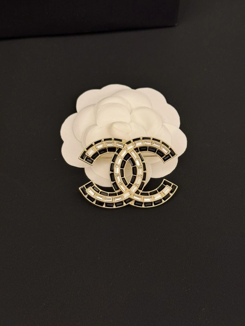 Chanel Brooches Comfortable 232345