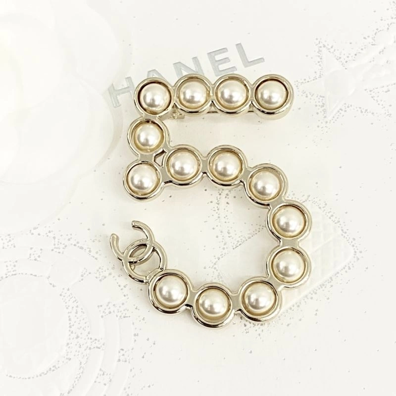Chanel Brooches GoAnywhere 232370