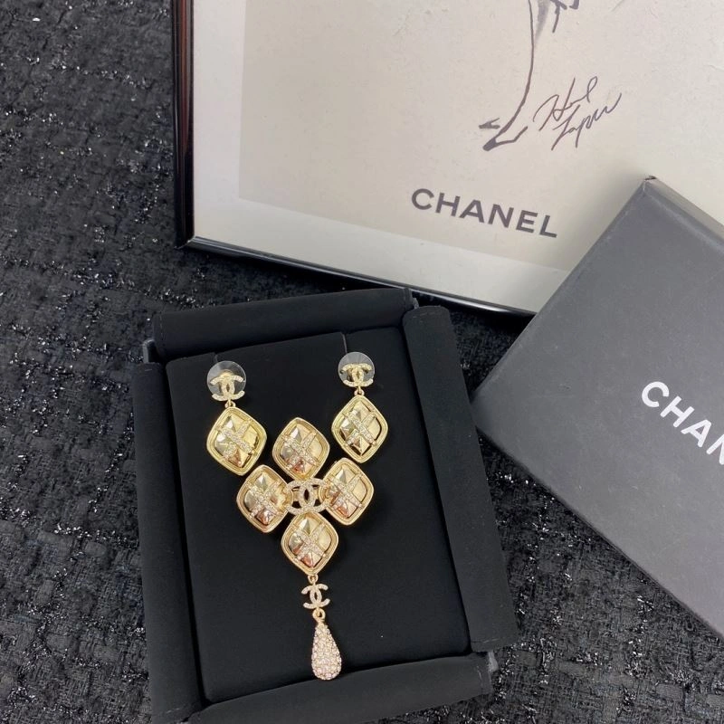 Chanel Brooches Flexible 232361