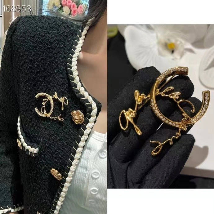 Chanel Brooches BestValue 232313