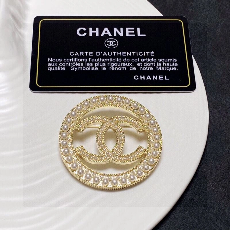 Chanel Brooches SmoothTexture 231970
