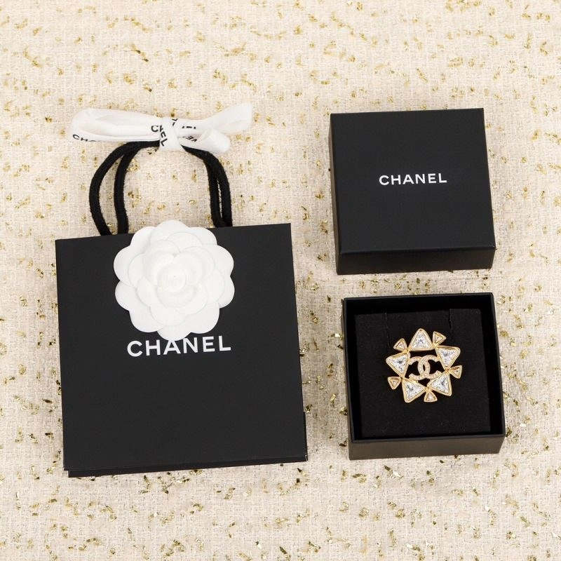 Chanel Brooches Flexible 231920