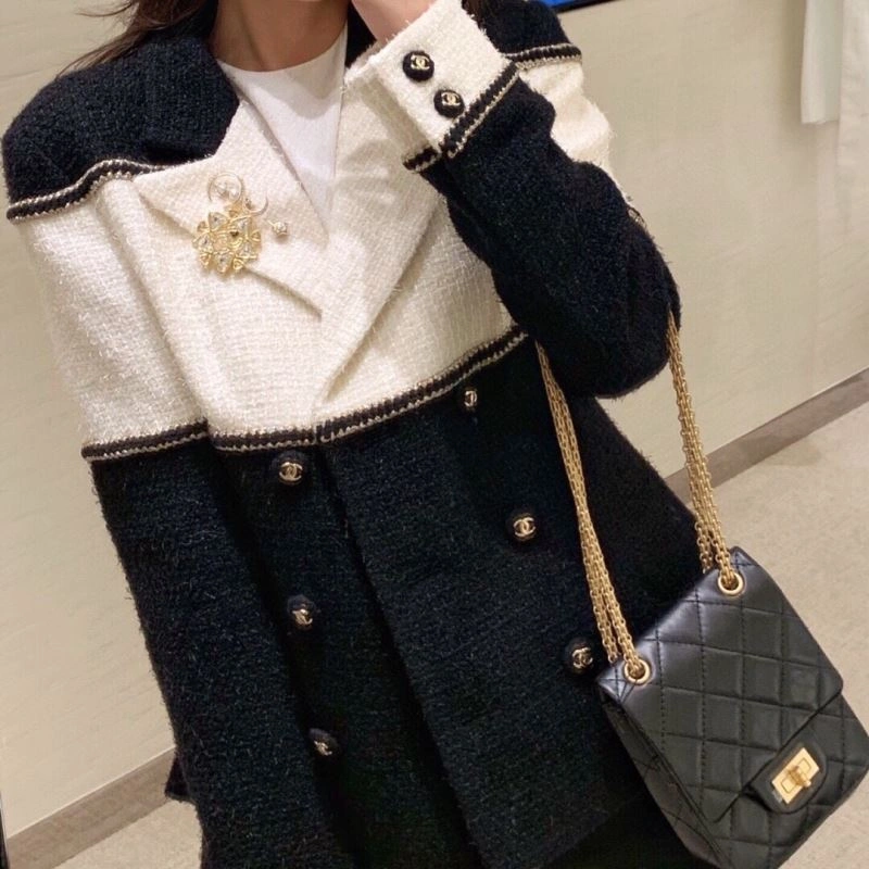 Chanel Brooches Flexible 231920