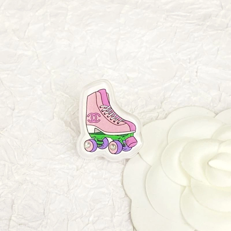 Chanel Brooches Casual 231899
