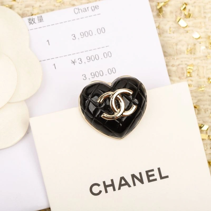 Chanel Brooches Compact 231907