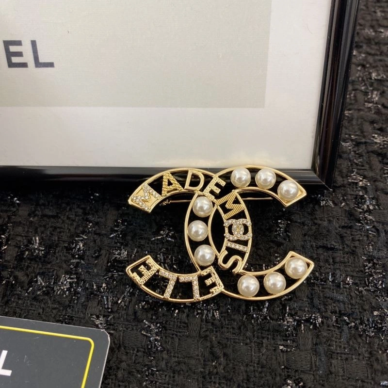 Chanel Brooches MultiPurpose 231884