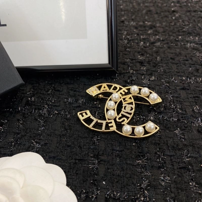 Chanel Brooches MultiPurpose 231884