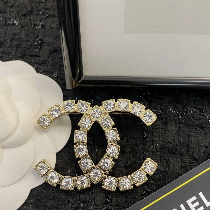 Chanel Brooches Breathable 231925