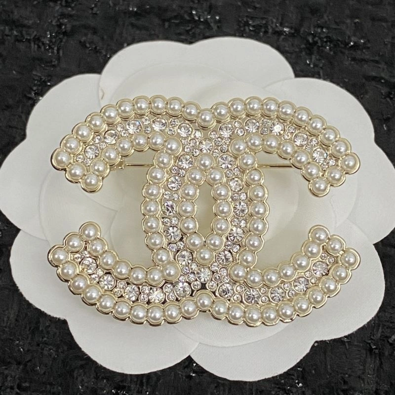 Chanel Brooches Breathable 231876