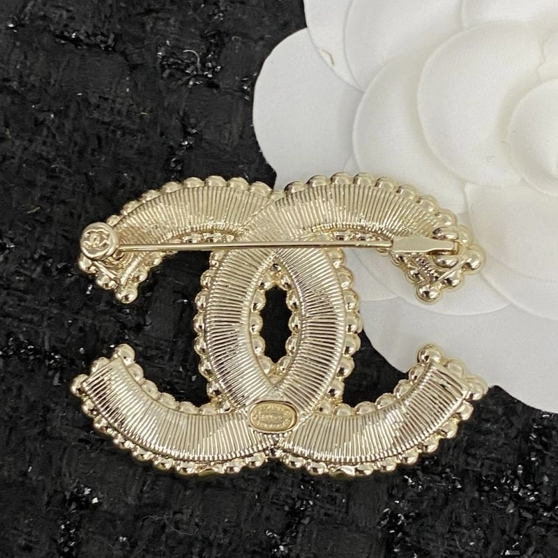 Chanel Brooches Breathable 231876