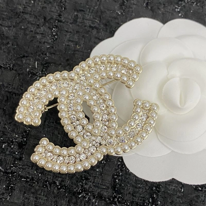 Chanel Brooches Breathable 231876