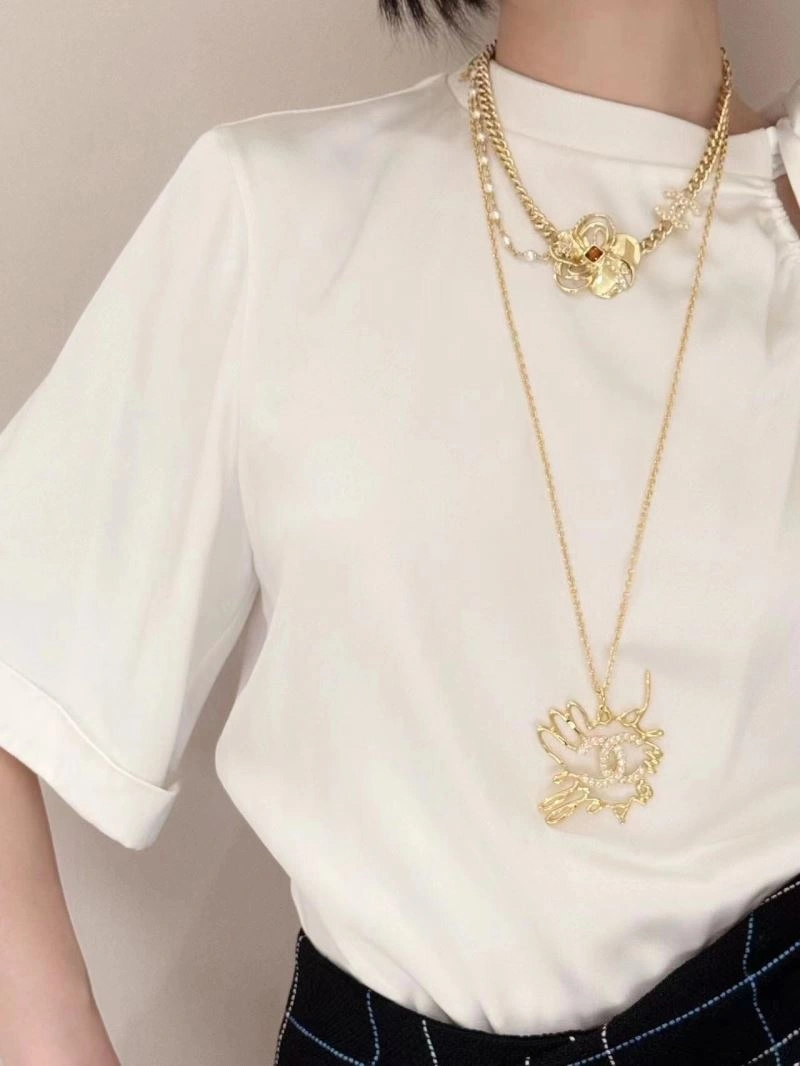 Chanel Brooches Sleek 231913