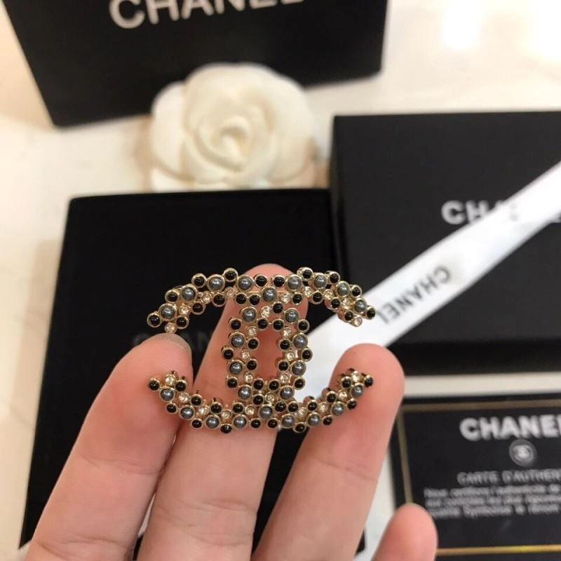 Chanel Brooches SportInspired 231940