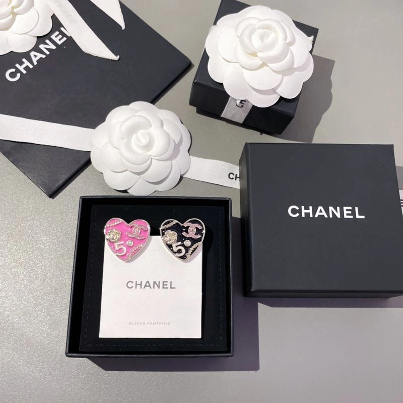 Functional Chanel Brooches 231854