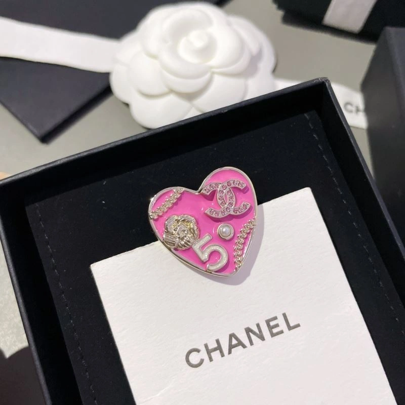 Functional Chanel Brooches 231854