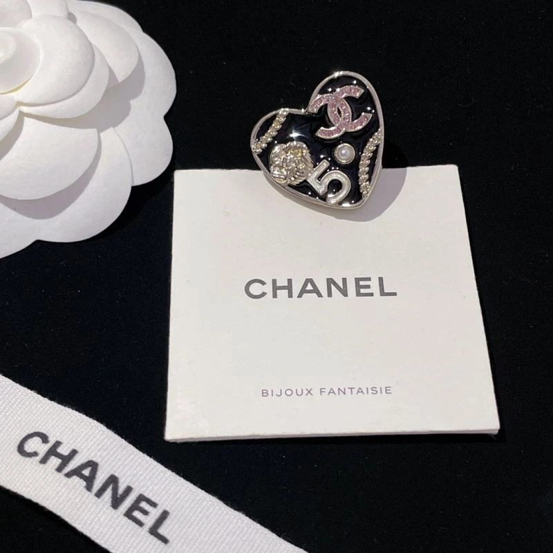 Functional Chanel Brooches 231854