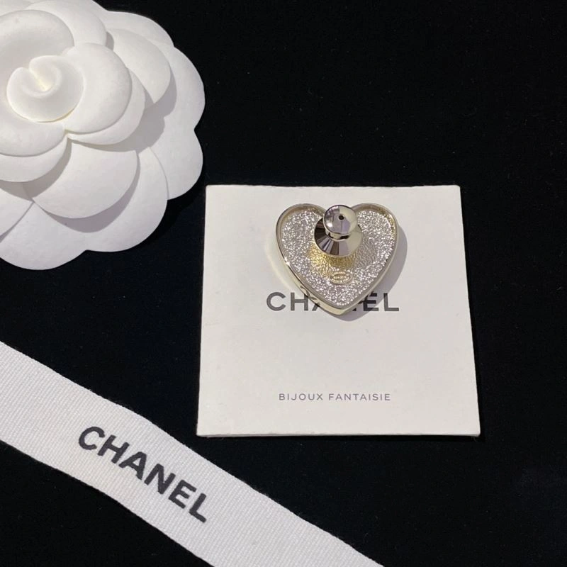 Functional Chanel Brooches 231854