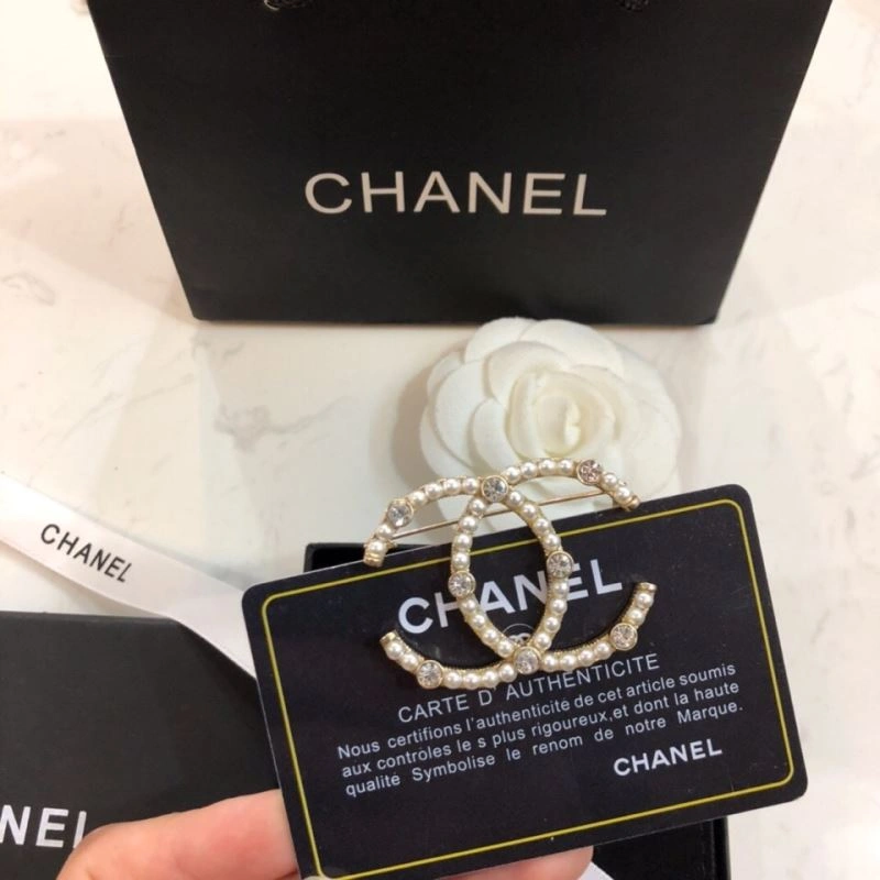 Modern Chanel Brooches 230419