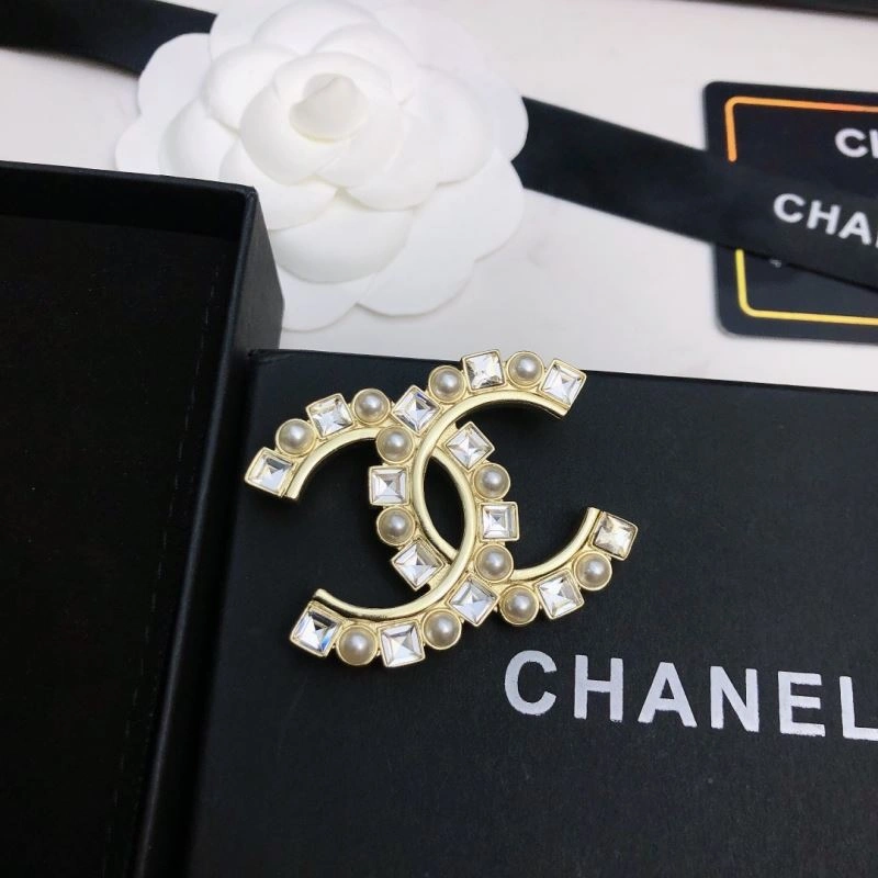 Chanel Brooches Casual 230308