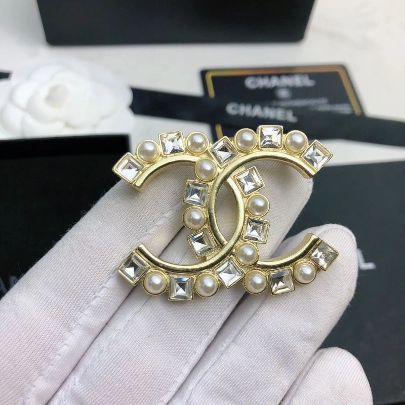 Chanel Brooches Casual 230308