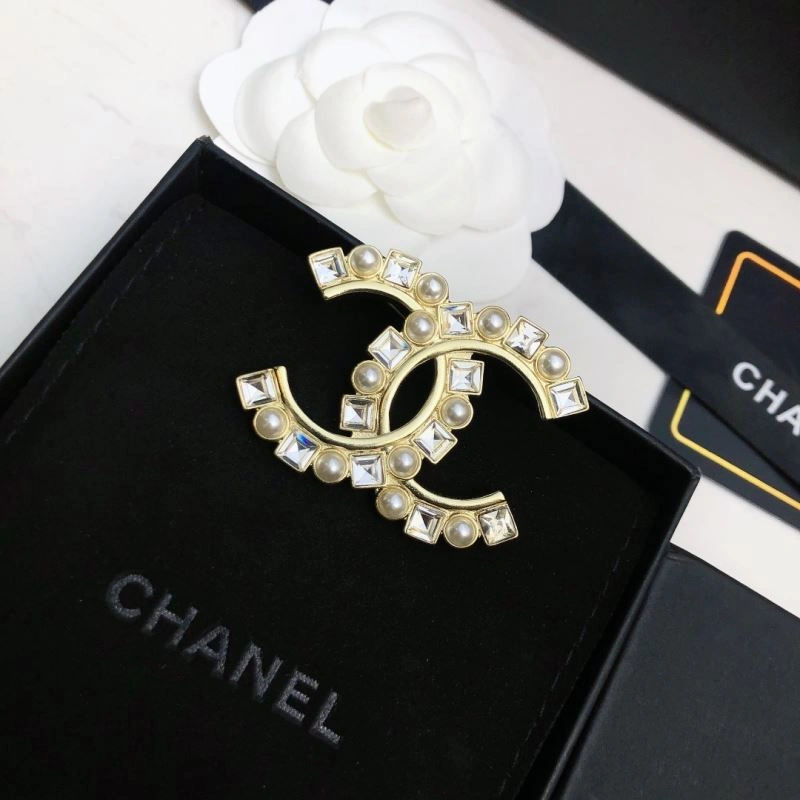 Chanel Brooches Casual 230308