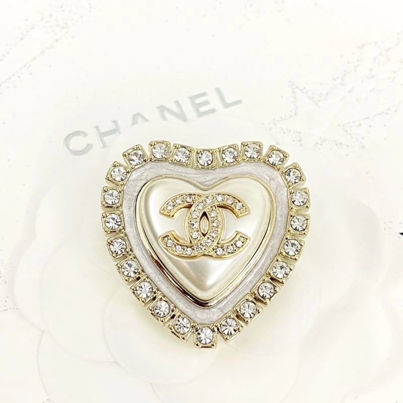 Packable Chanel Brooches 230267