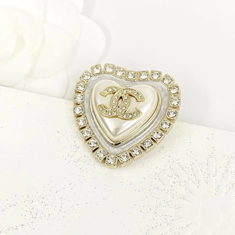 Packable Chanel Brooches 230267