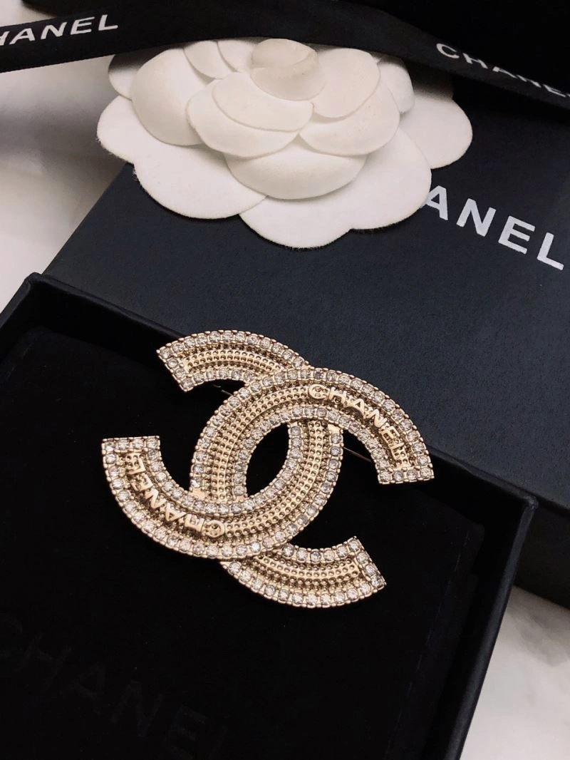 Chanel Brooches Functional 230242