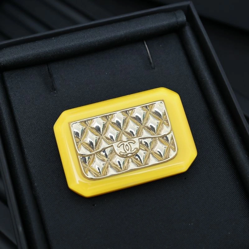 WaterResistant Chanel Brooches 230223