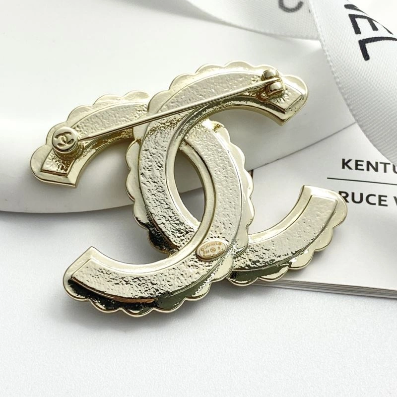 EyeCatching Chanel Brooches 230220