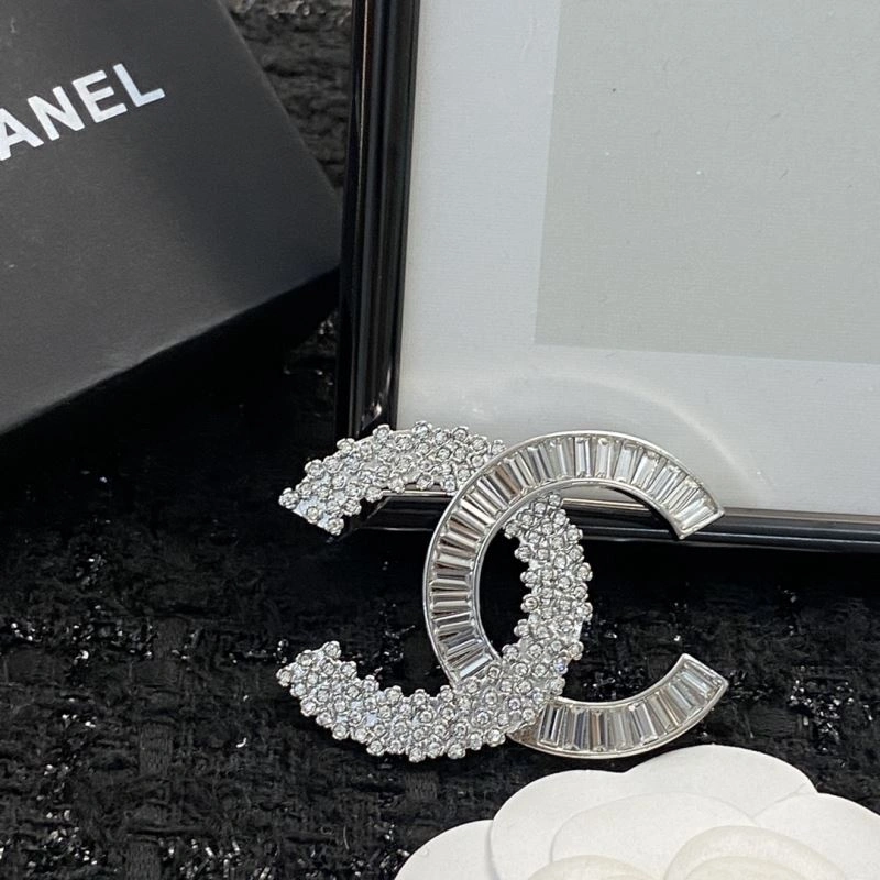 FreshLook Chanel Brooches 229331