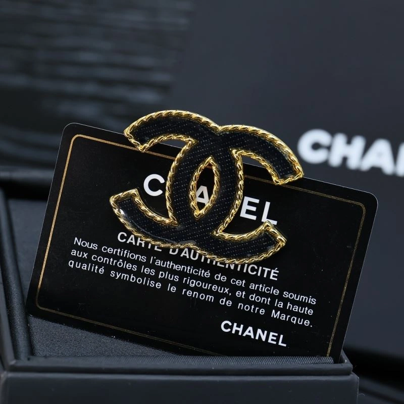 WeatherProof Chanel Brooches 229266