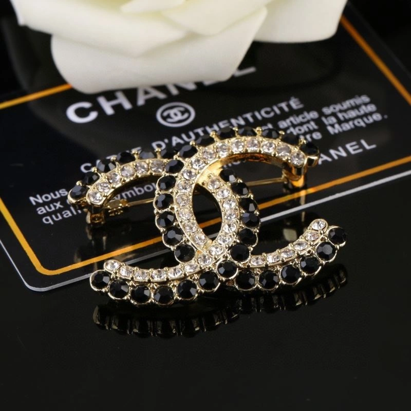 Chanel Brooches Colorful 229241