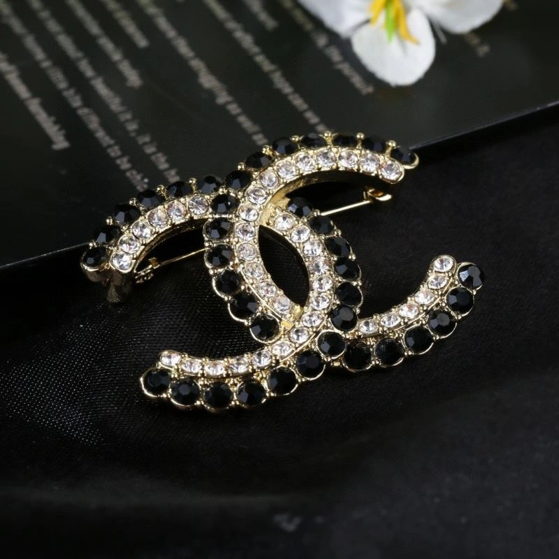 Chanel Brooches Colorful 229241
