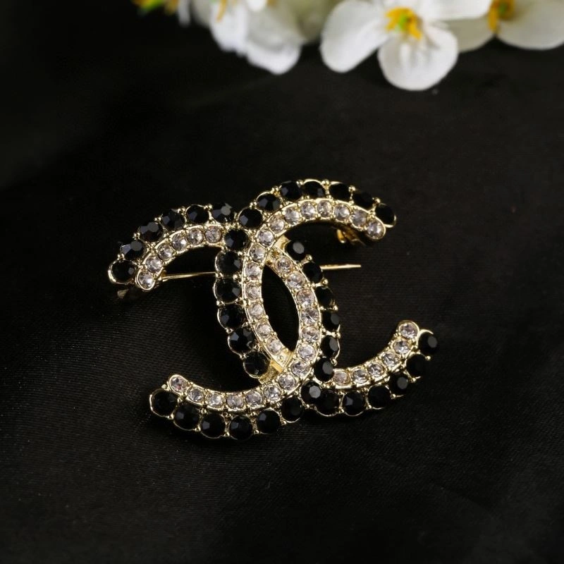 Chanel Brooches Colorful 229241