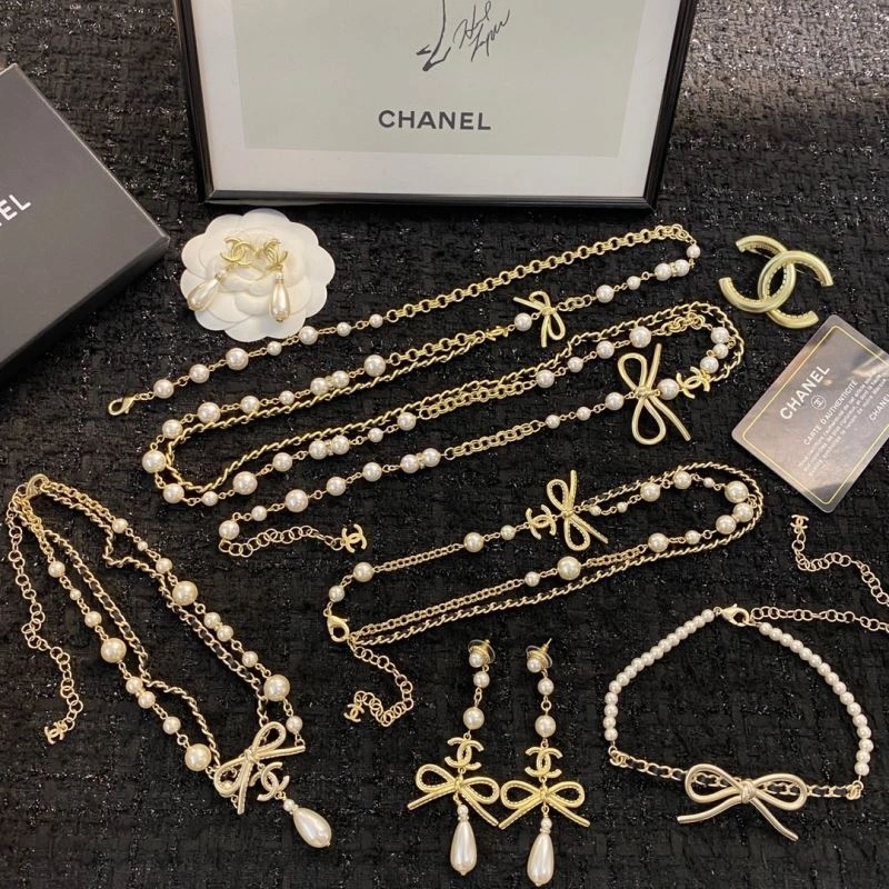 Chanel Brooches RelaxedFit 229272
