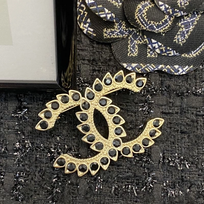Chanel Brooches TechFriendly 229224