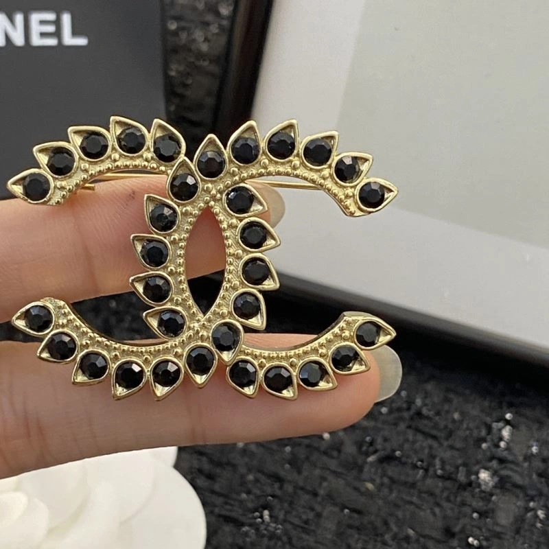 Chanel Brooches TechFriendly 229224