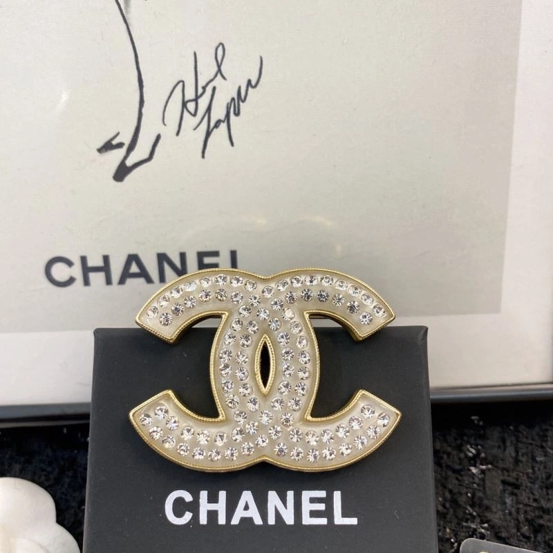 Bright Chanel Brooches 229218