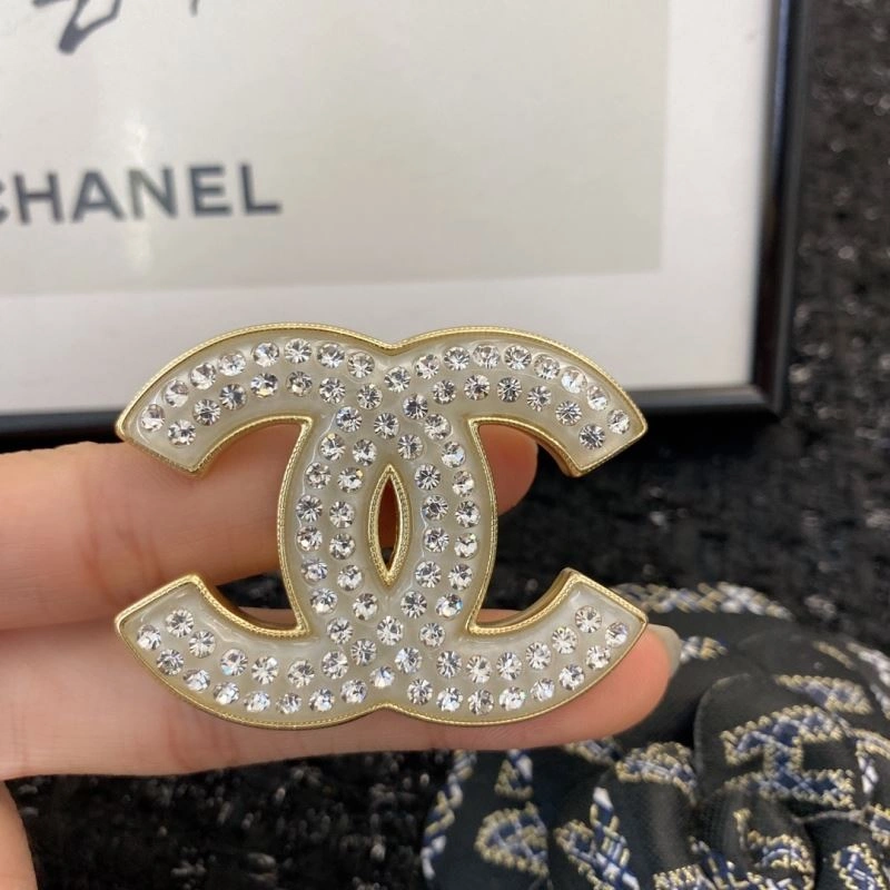 Bright Chanel Brooches 229218