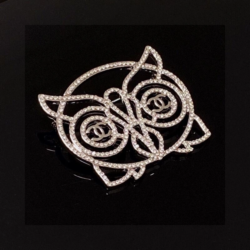 OnTrend Chanel Brooches 229216