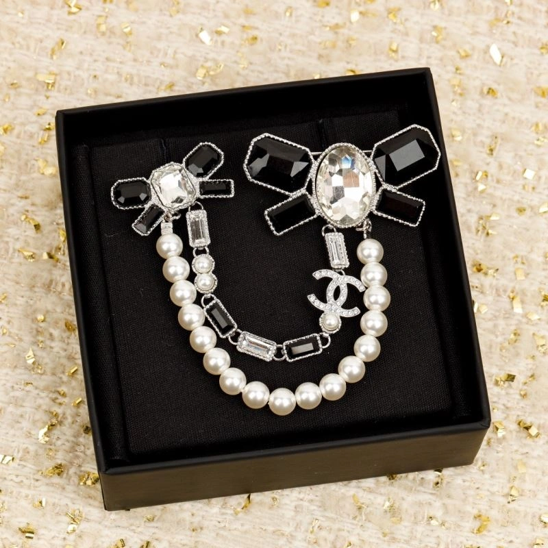 Chanel Brooches WaterResistant 229210