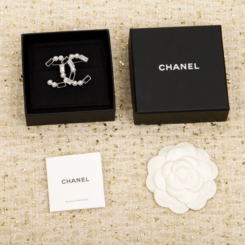 BestValue Chanel Brooches 229280
