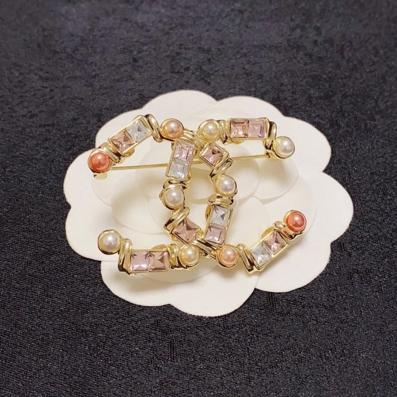 Neat Chanel Brooches 229211