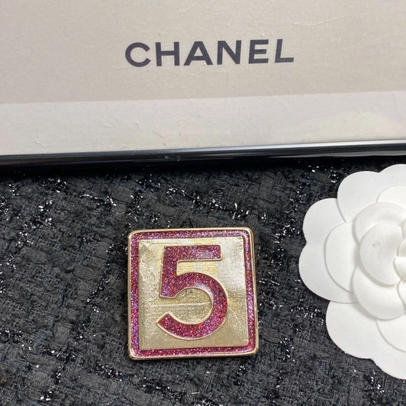 Sporty Chanel Brooches 229193