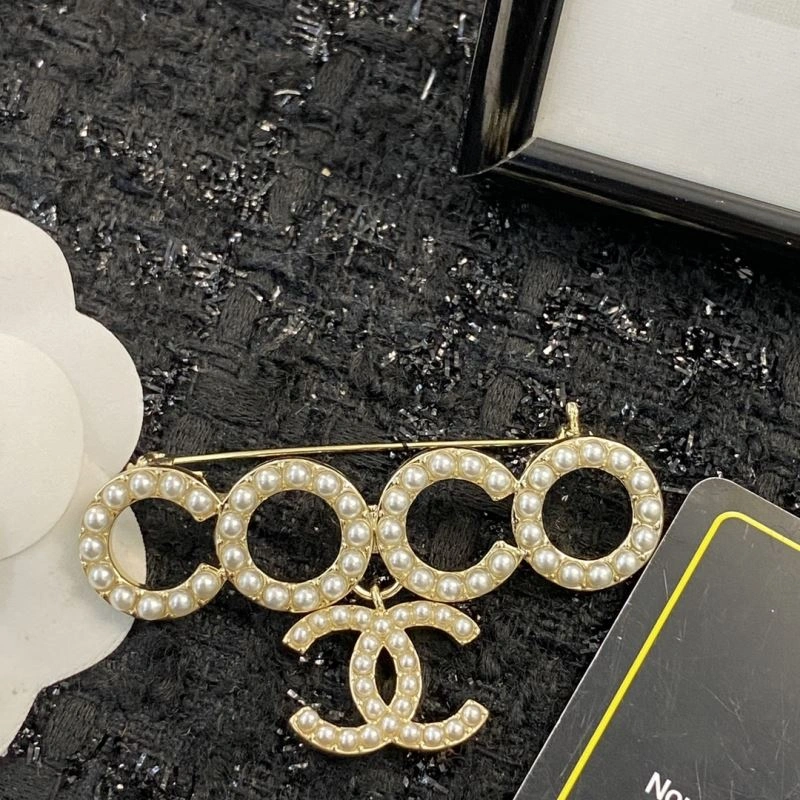 Chanel Brooches UrbanStyle 229275